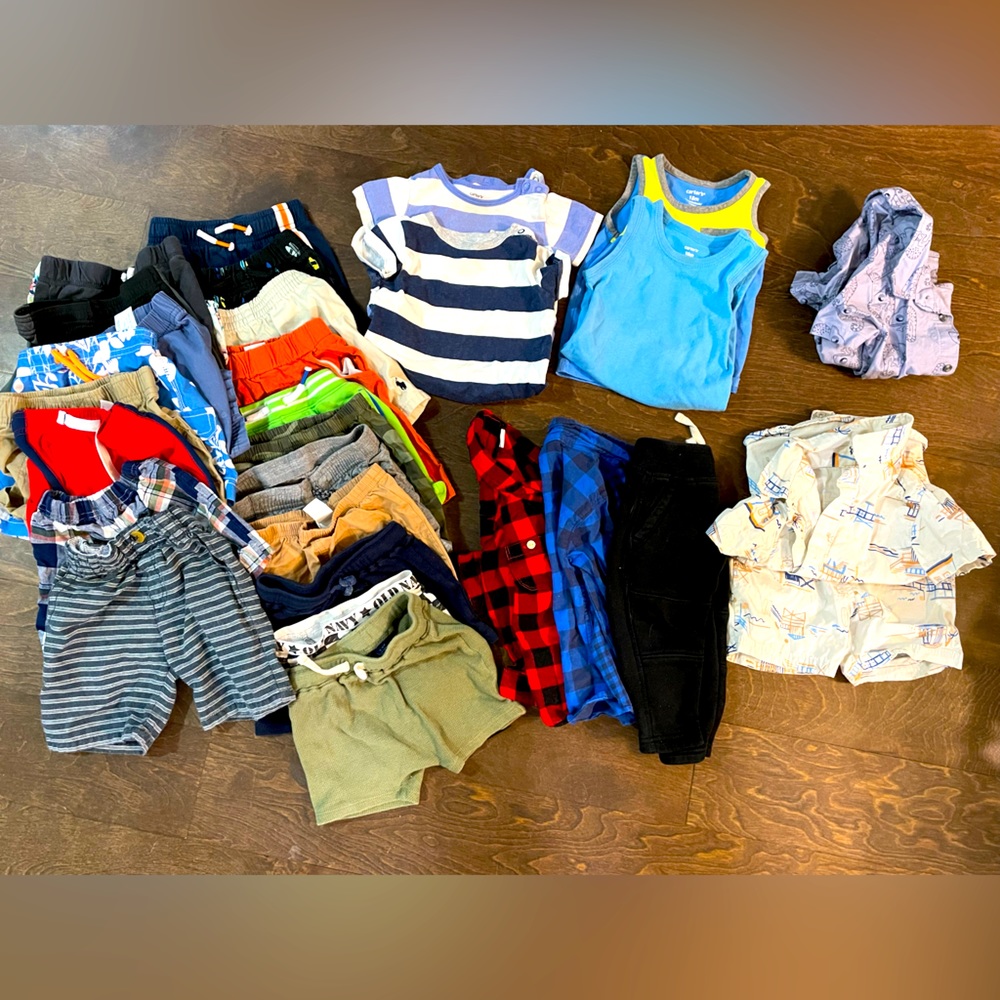 Boys 12-18 months bundle, spring/summer shorts, onesies.